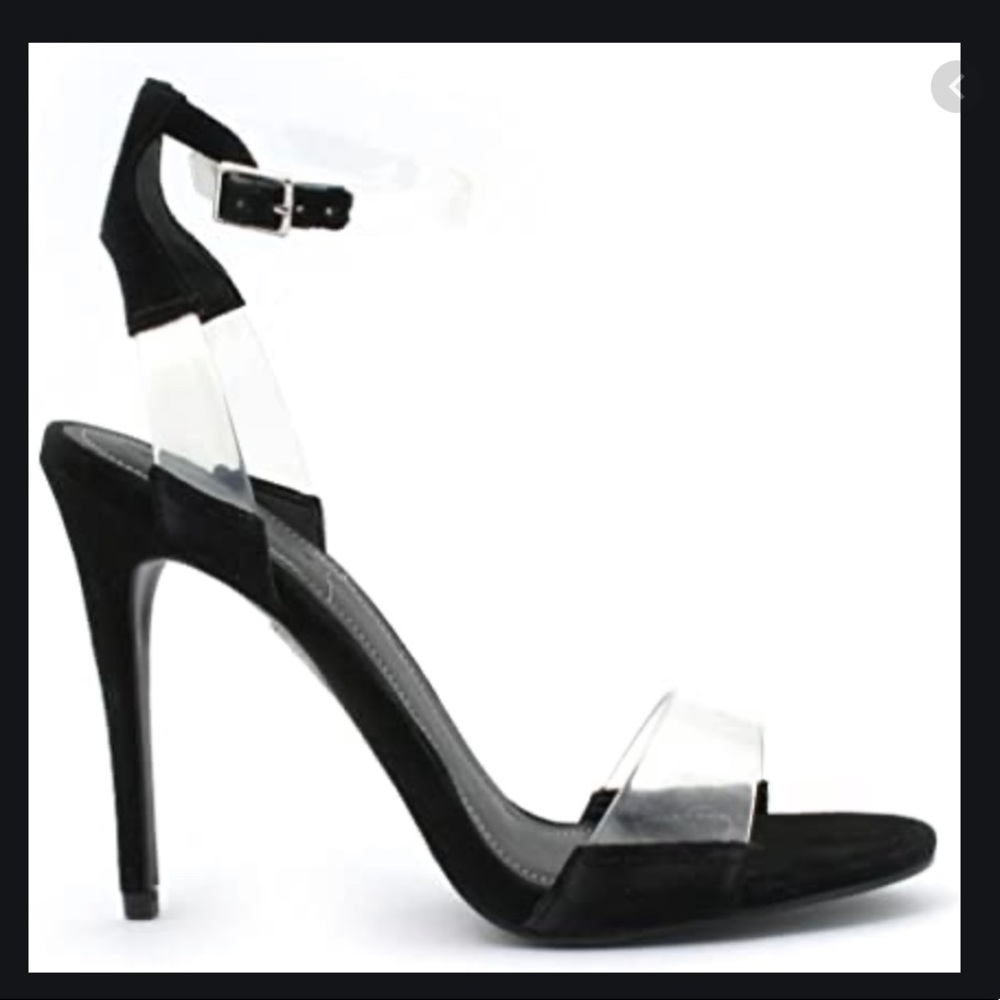 Kendal and Kylie size 8 Ankle Strap pumps